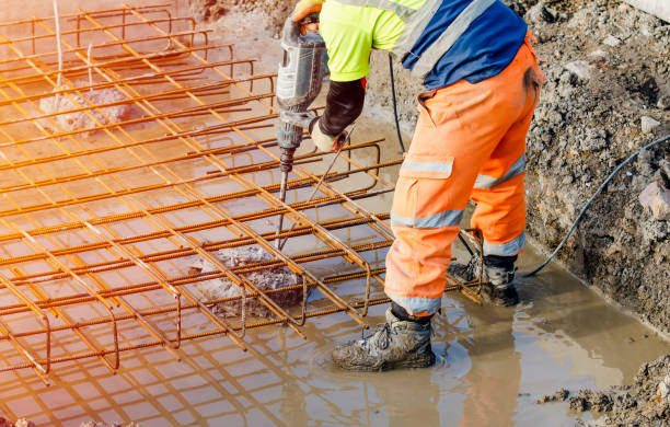 Best Concrete Demolition Services in Austintown, OH